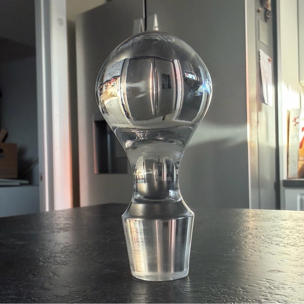 Clear Glass Bottle Stopper - Rounded Top
